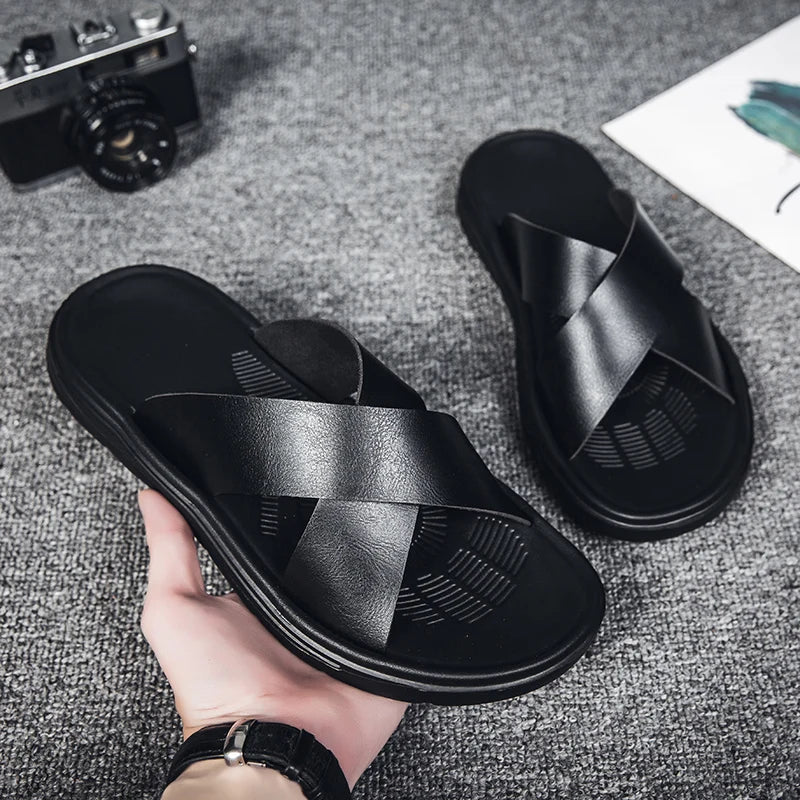 Sommer Männer Freizeit Hausschuhe Outdoor Atmungsaktive Strand Schuhe Rutschfest Flach Vulkanisierte Sandalen Schwarze Slip-ons
