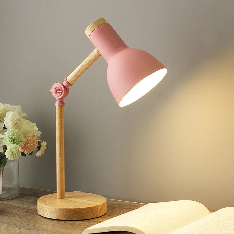 Sandsberg Gefärbte Holztischlampe