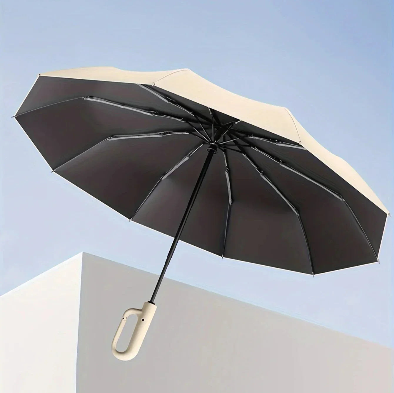 Verstärkt zeitgemäßer kompakter Regenschirm