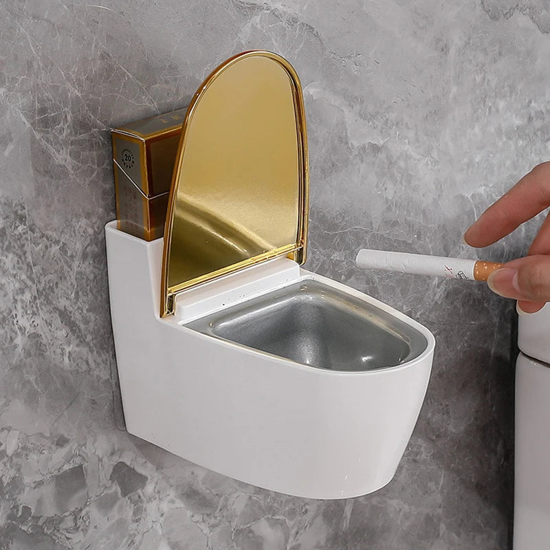 Kreativer Wandmontierter Toiletten-Aschenbecher