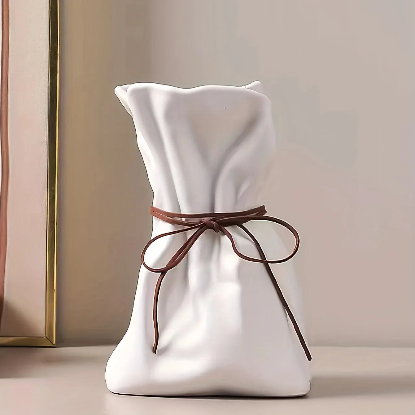 Papiertragetasche Vase
