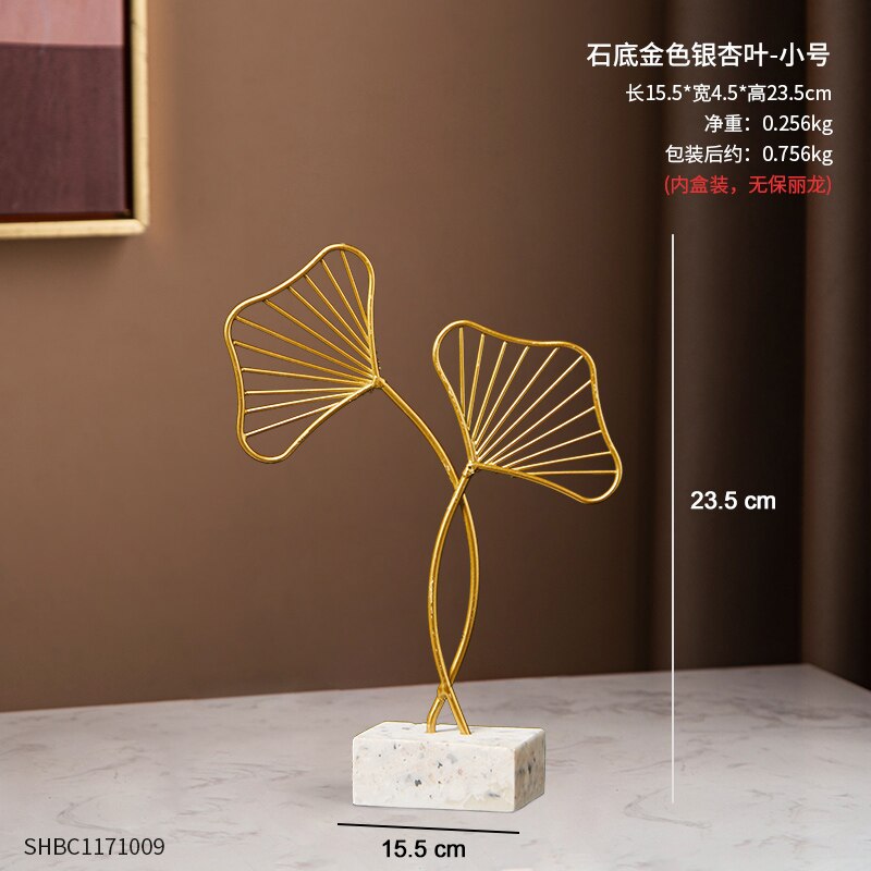 Goldene dekorative Tierstatue