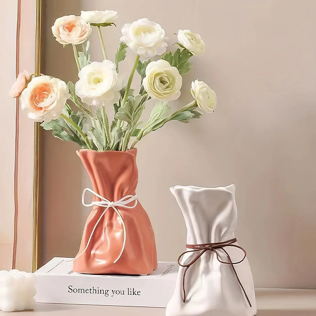 Papiertragetasche Vase
