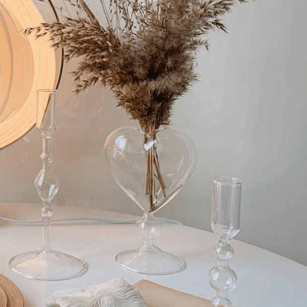 Sandsberg Herzförmige Glasvase | Dekorative Blumenvase | Romantische Tischdeko