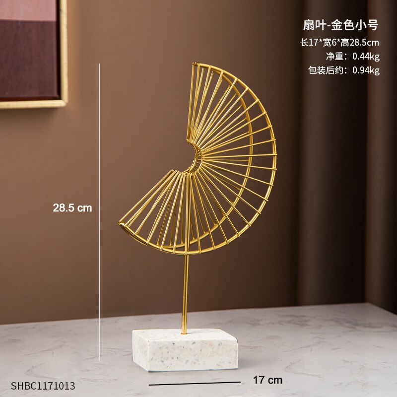 Goldene dekorative Tierstatue