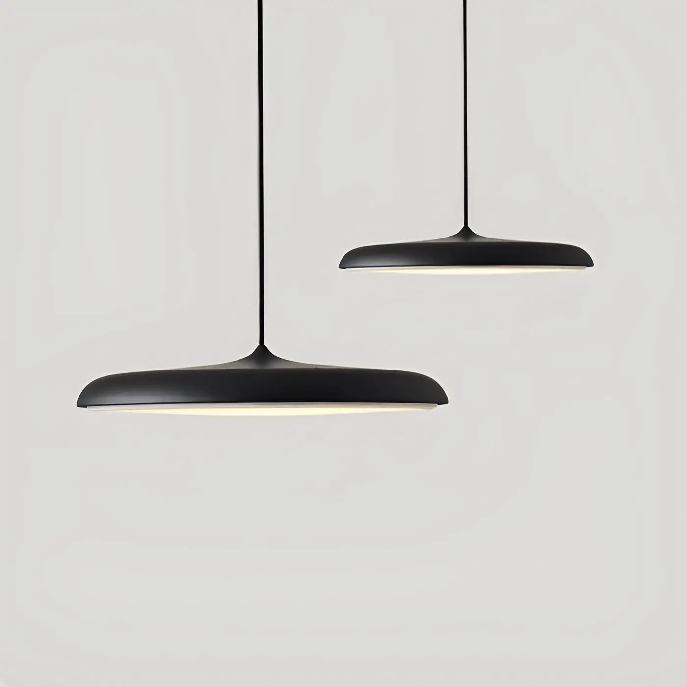 SleekSphere Light - Moderne LED Hängeleuchte UFO