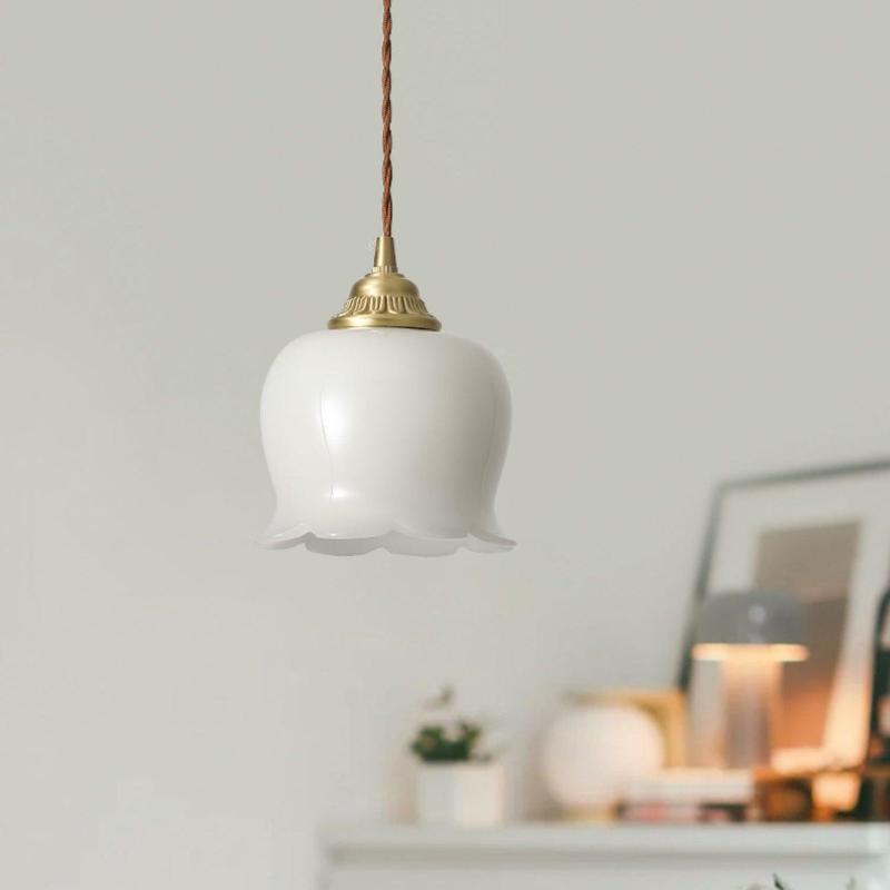 Sandsberg | Elegante Pendelleuchte im Blumenstil