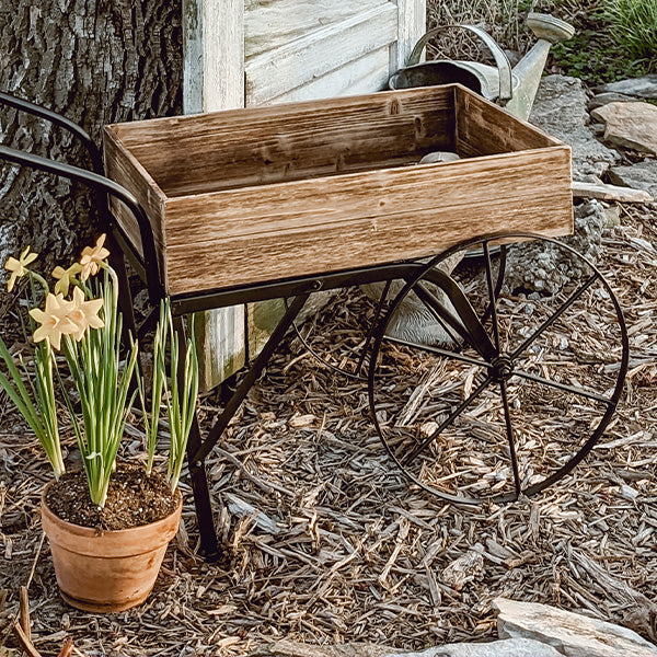 Vintage inspirierter Blumen Gartenwagen