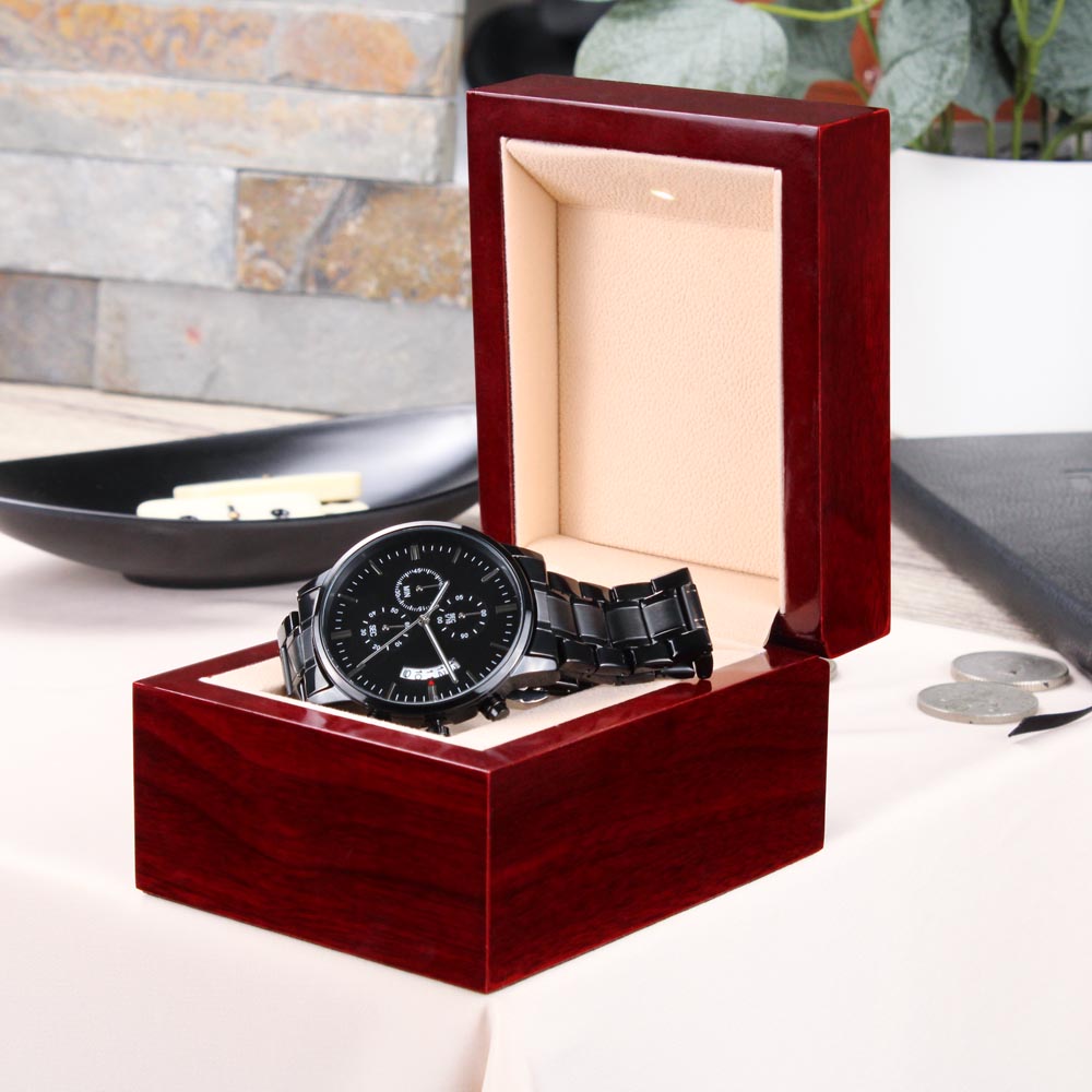 Schwarzer Chronograph mit individueller Gravur