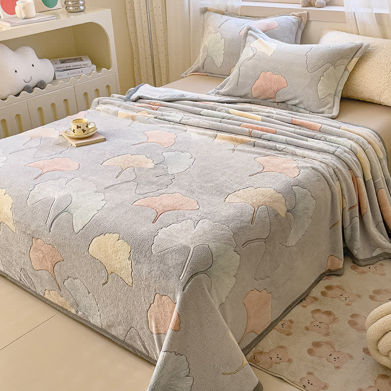 Flanell-Überwurfdecke mit Ginkgo-Print