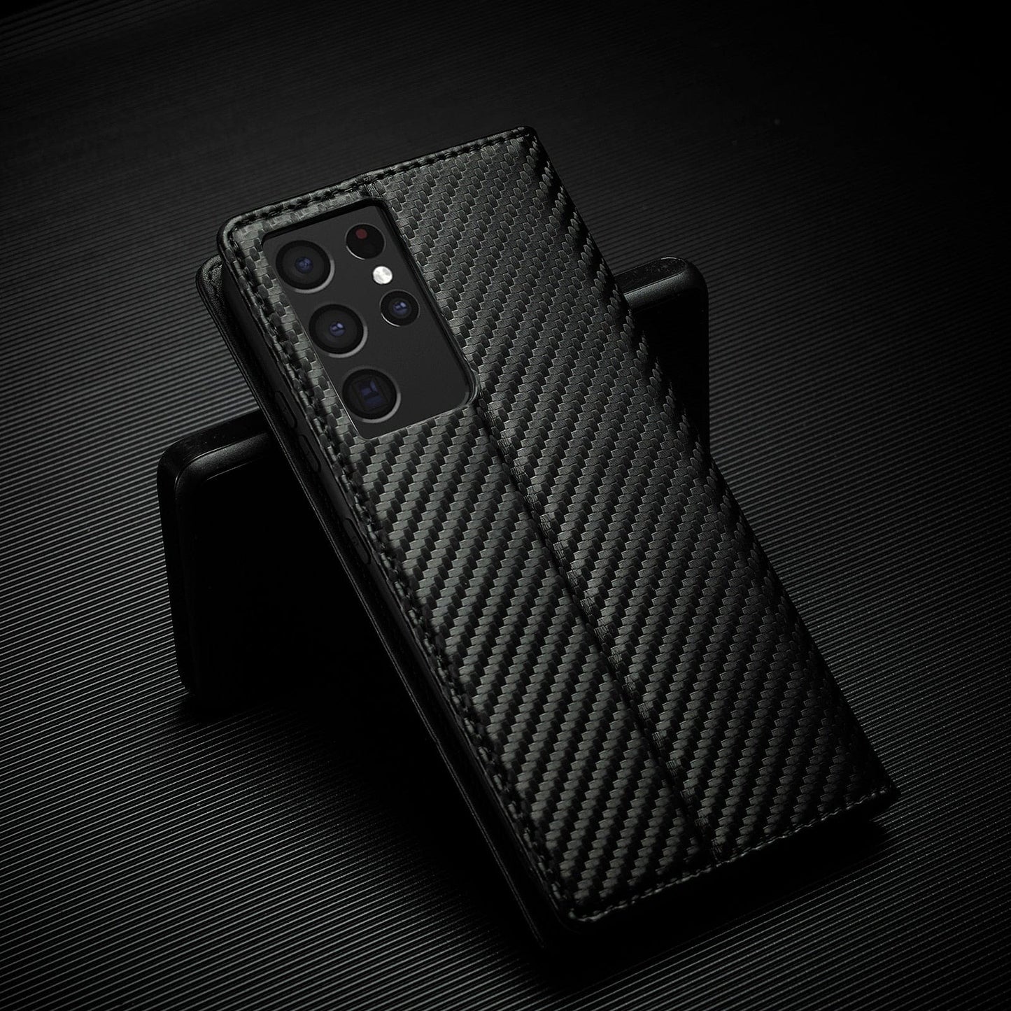Samsung S23 Handyhülle | Kartenhalter aus Karbonfaser-Leder mit Magnetverschluss