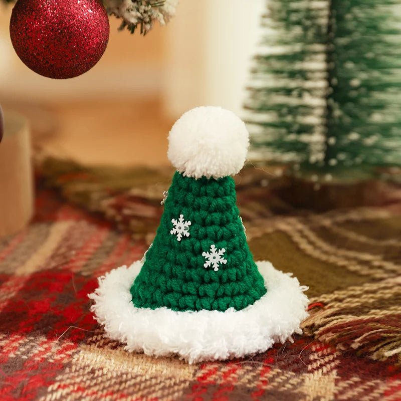 Sandsberg | Weihnachts-Haustier-Schal & Hut – Niedlicher roter Schal für Kätzchen & Welpen, Perfektes Weihnachtsgeschenk & Festliches Accessoire