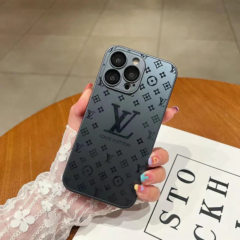 Luxuriöse Louis Vuitton Frosted Matte Hülle für iPhone 13 / 14 / 15 Serie