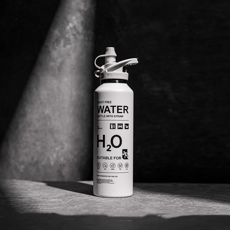 Sandsberg | Kreativer Feuerlöscher Fadenloser Sportstrohhalm Becher (592ml)