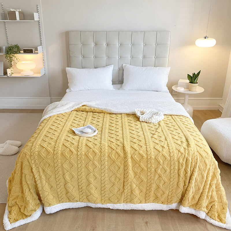 Luxuriöse Präge-Faux-Lammwolle Fleece Doppel-Layer Wurfdecke