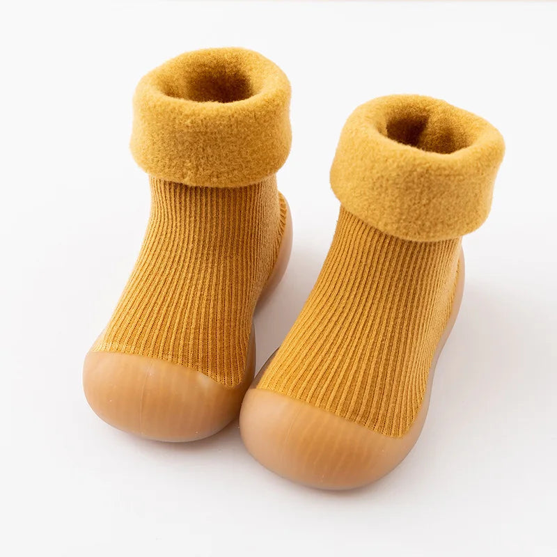 Sandsberg | Rutschfeste Kleinkind-Socken mit Gummisohle – Buy 1, Get 1 Free Aktion