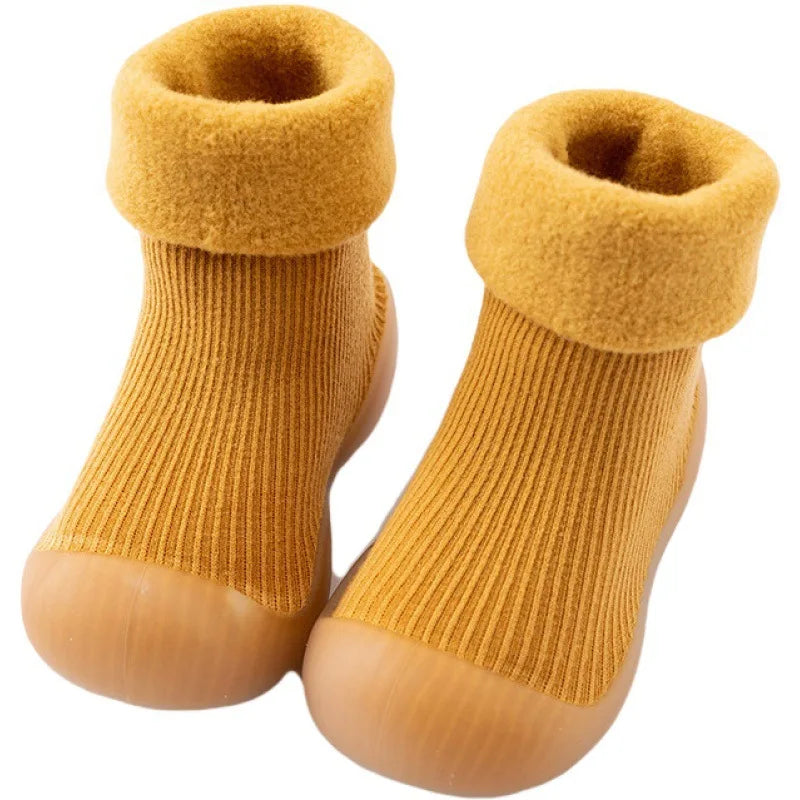 Sandsberg | Rutschfeste Kleinkind-Socken mit Gummisohle – Buy 1, Get 1 Free Aktion