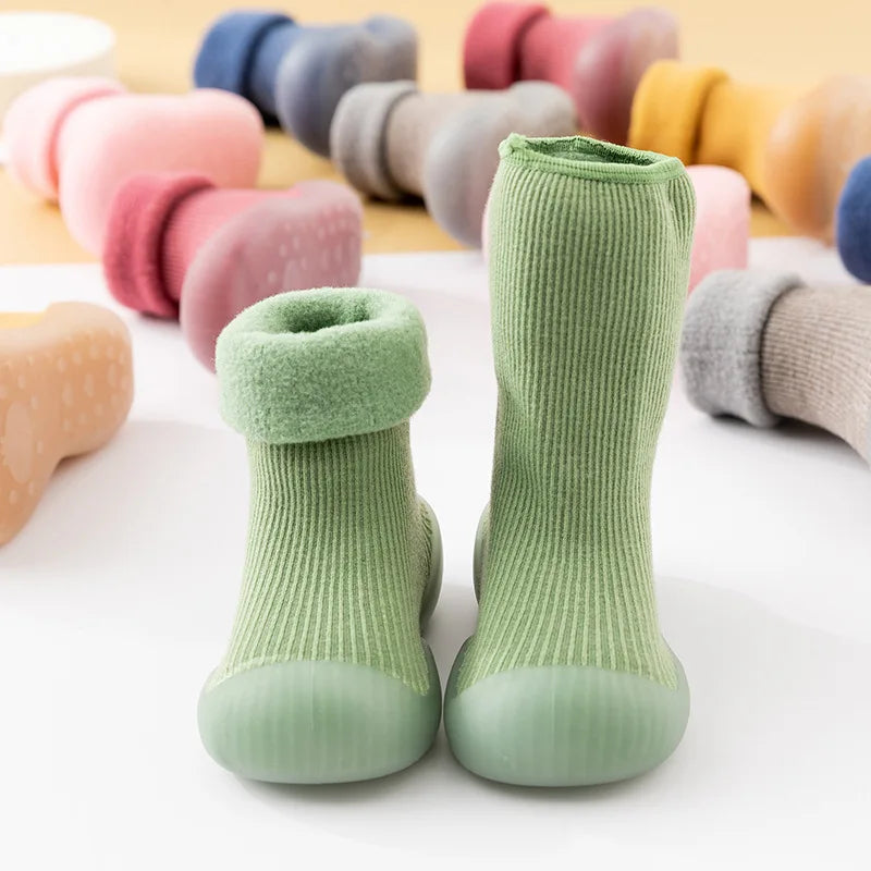 Sandsberg | Rutschfeste Kleinkind-Socken mit Gummisohle – Buy 1, Get 1 Free Aktion
