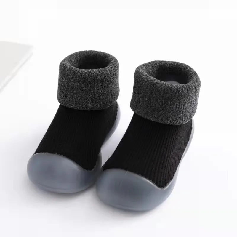 Sandsberg | Rutschfeste Kleinkind-Socken mit Gummisohle – Buy 1, Get 1 Free Aktion