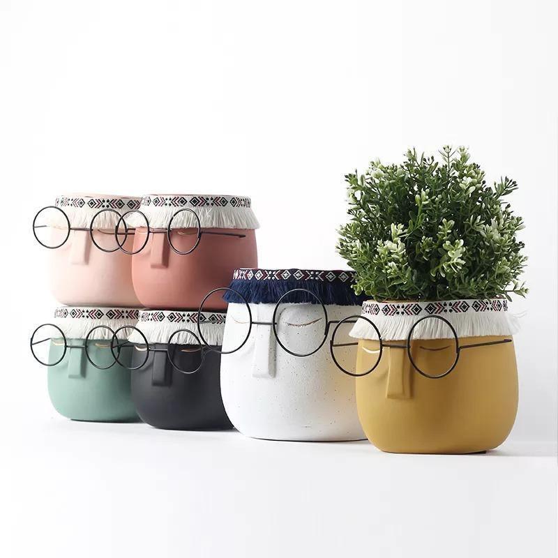 Sandsberg Keramik Blumentopf mit Brille & Stirnband | Modernes Design | Dekorative Pflanzenvase