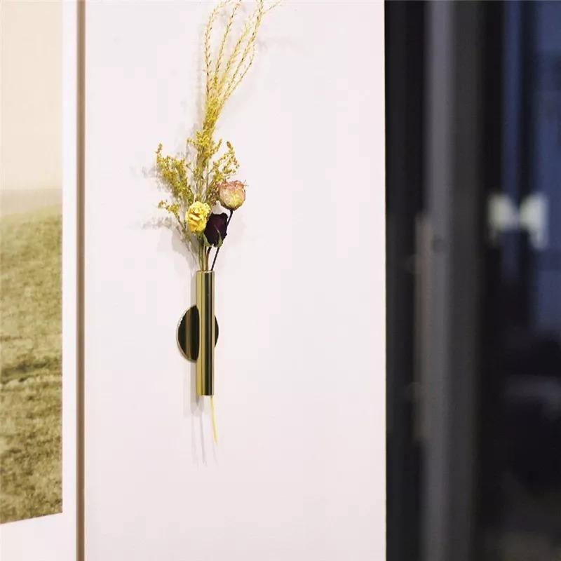 Sandsberg Wandvasen aus Metall | Modernes Design | Dekorative Wandhalterung für Blumen