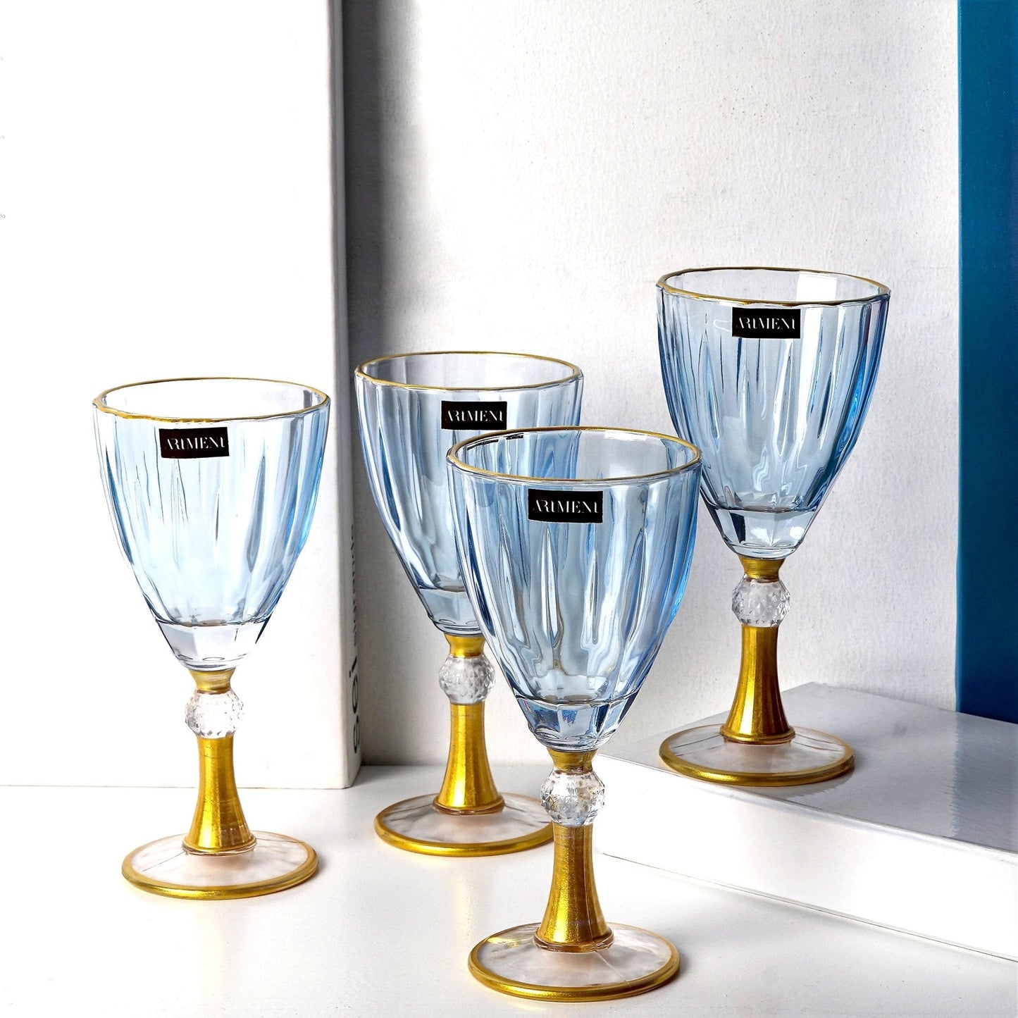 Impressionistische Goldstil-Weinglas