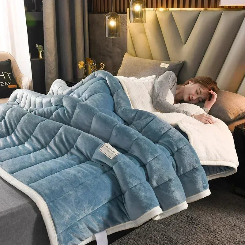 CoralLuxe – Superweiche Decke für Kalte Nächte