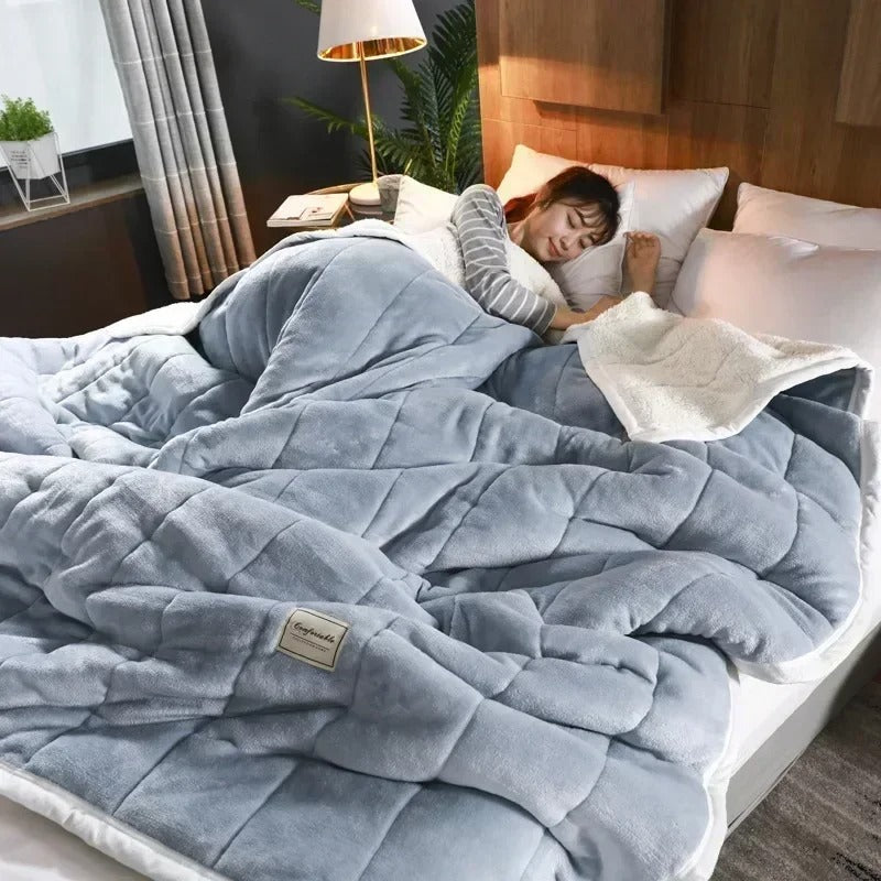 CoralLuxe – Superweiche Decke für Kalte Nächte