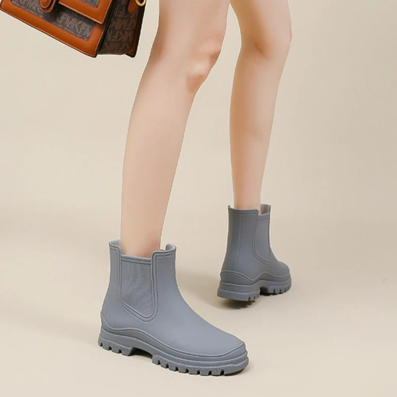 Rain Walk | Luxuriöse halbhohe wasserdichte Regentreter für Damen