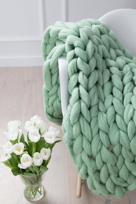 Blassgrün Chunky Strickdecke