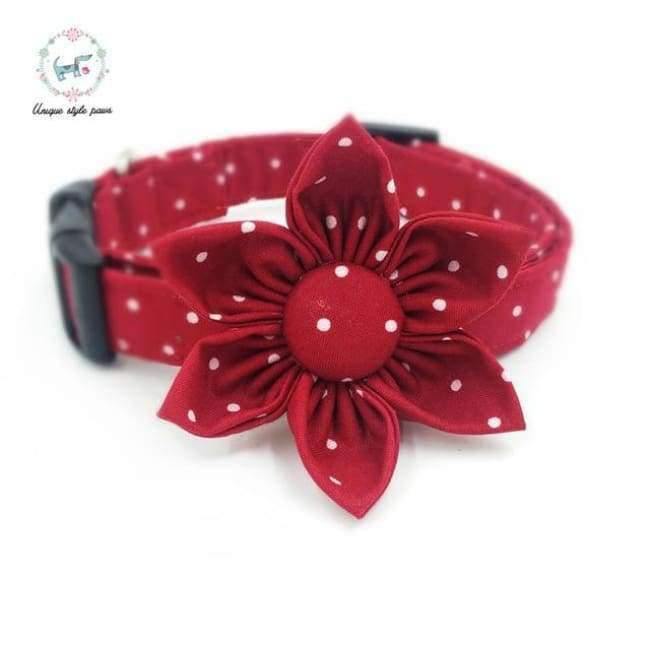Rot und Weiß gepunktetes Hundehalsband-Set mit Blume oder Fliege personalisiertes benutzerdefiniertes Haustierdesignprodukt Hund- und Katzenhalskette XS-XL