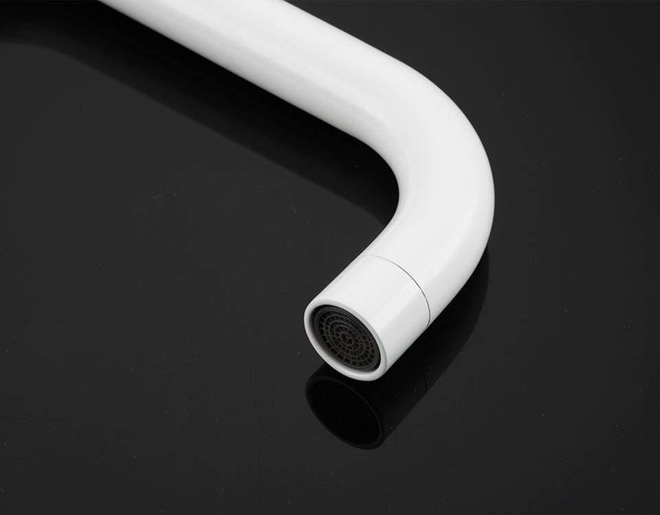Küchenarmatur 360° drehbare weiße Mischbatterie für die Küche 304 Edelstahl Warm- & Kaltwasser Wandmontierte Armatur für Spüle Y40083