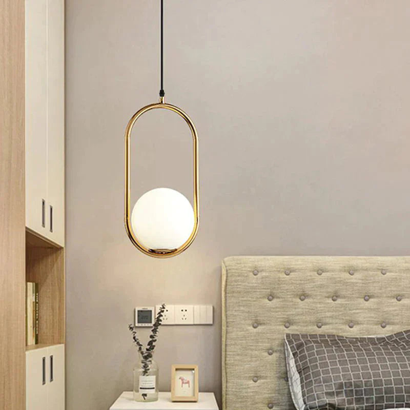 Nordic Pendelleuchte mit Glaskugel