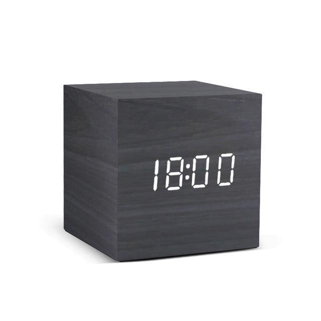 Würfelförmiger LED-Wecker