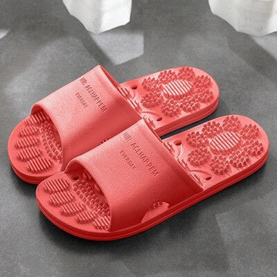 Aku-Stufen - Rutschfeste Massage-Badeschuhe für drinnen