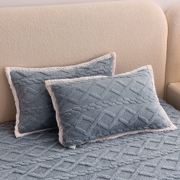 Ideales Geschenk - Bettlaken aus Flanell und Samt