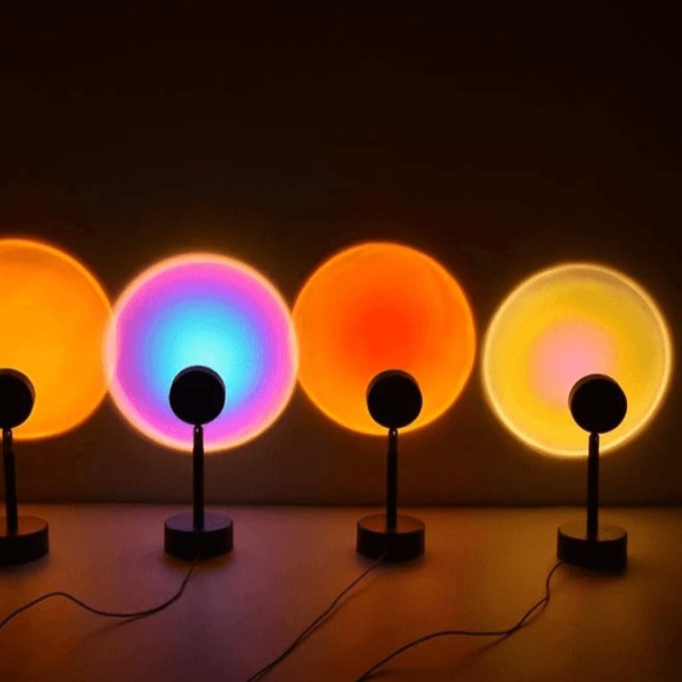 Sandsberg Sonnenuntergang Lampe | LED USB Projektor | Regenbogen Licht & Stimmungsbeleuchtung | Deko für Zuhause & Schlafzimmer