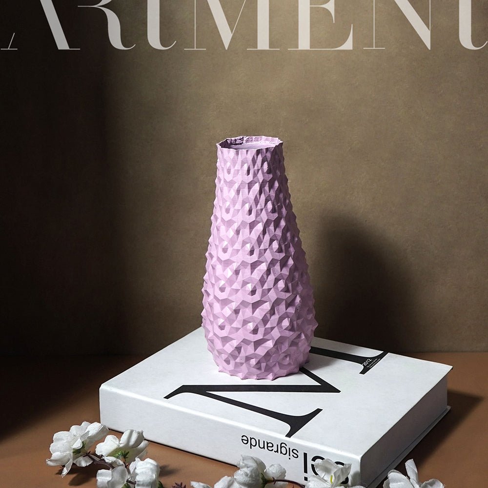 Surreal 3D Tannenzapfen Vase