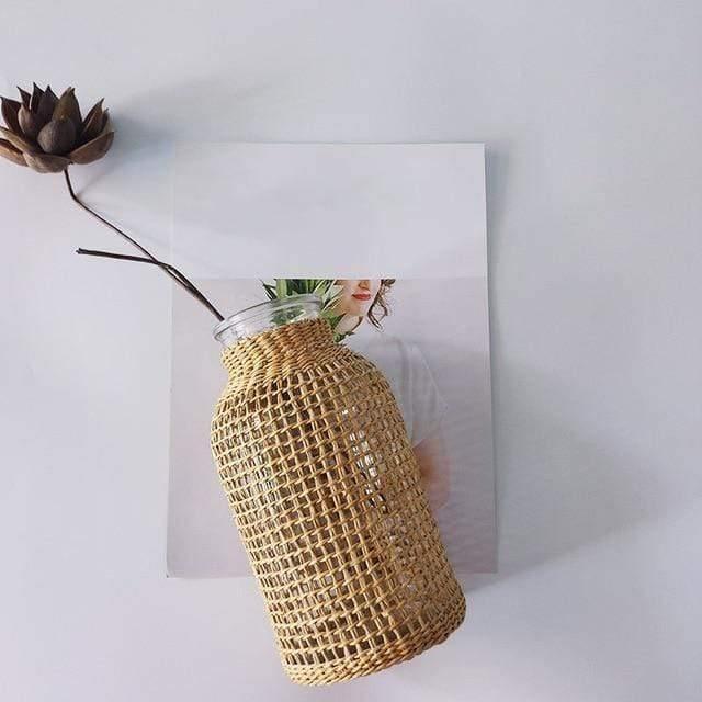 Sandsberg Design Vase mit Strohelementen | Handgefertigt | Deko für Wohnzimmer & Esszimmer | In 2 Größen erhältlich