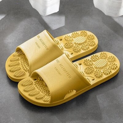 Aku-Stufen - Rutschfeste Massage-Badeschuhe für drinnen