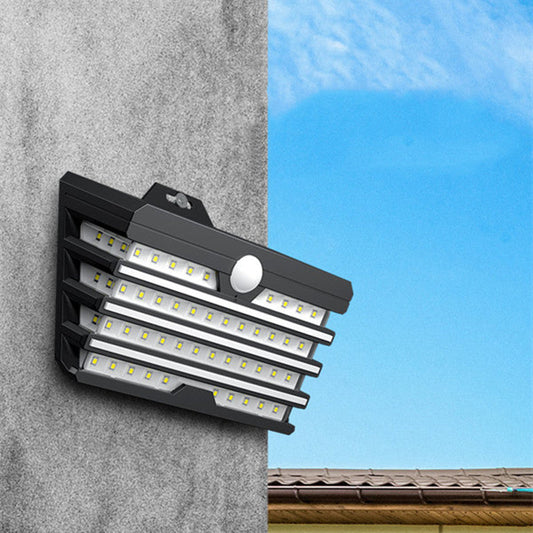 Sandsberg | Wasserdichte & Bewegungsaktivierte Solarleuchte, für Garten, Hinterhof, Terrasse, Patio, Garage