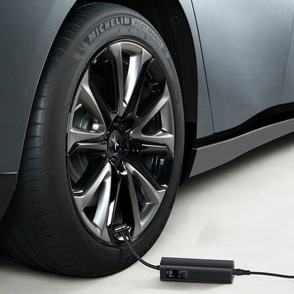 Sandsberg | Tragbarer elektrischer Auto-Luftkompressor, Aufblaspumpe mit digitalem LCD-Druckmessgerät und Taschenlampe, für Auto, Fahrrad, Motorrad, Bälle