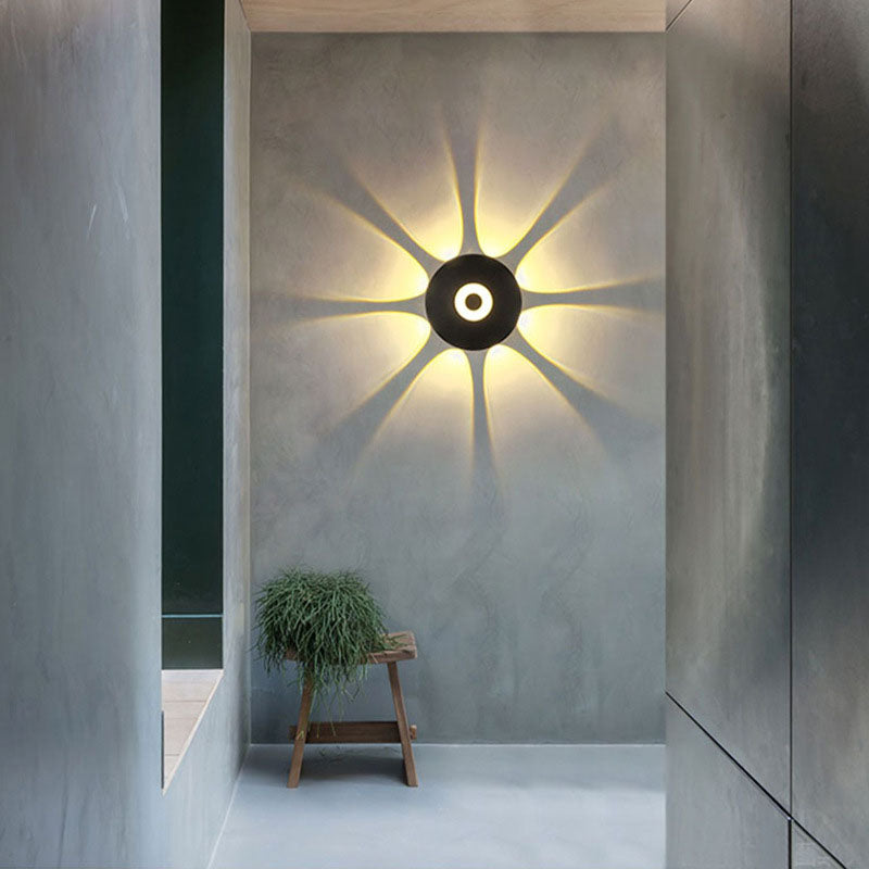 Zeitgenössische skandinavische Aluminium runde Schirm LED Wandleuchte für Außenpatio