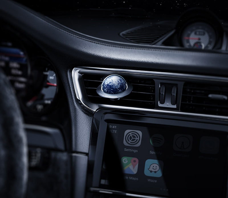 Sandsberg | Cooler & Rotierbarer Auto Lufterfrischer, mit Magnetabsaugdeckel, Einfache Installation, Schnelle Diffusion und Stabile Befestigung