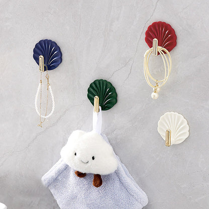 Sandsberg | Luxurious shell-shaped hooks