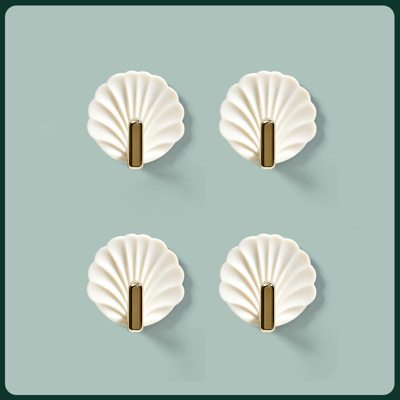 Sandsberg | Luxurious shell-shaped hooks