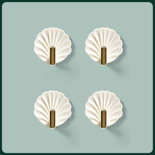 Sandsberg | Luxurious shell-shaped hooks