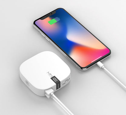 Sandsberg | Mini 10000mAh Power Bank mit 2.1A Schnellladung, Super Slim, LED-Display und Dual-USB-Ausgängen, Unterstützung für Lightning, Micro und Type-C