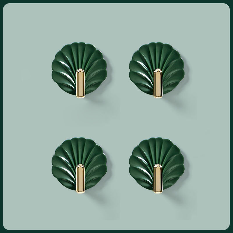 Sandsberg | Luxurious shell-shaped hooks