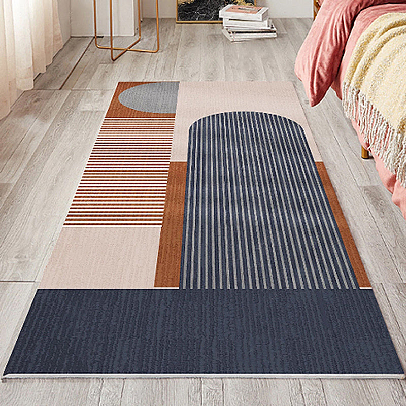 Stylischer Modernistenteppich Mehrfarbig Gestreifter Teppich Waschbar Haustierfreundlich Rutschfester Teppich für das Schlafzimmer